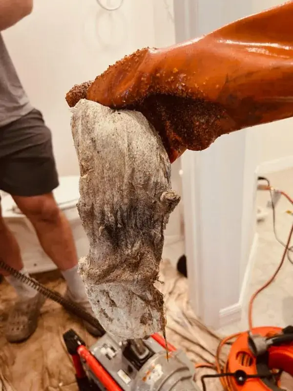 Drain cleaning in a Fort Myers home